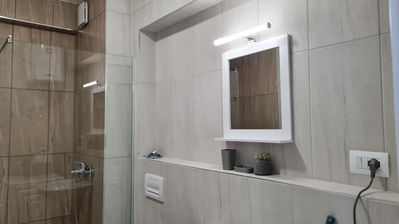 Vista View Comfort Saranda Kültér fotó